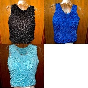 Lot of 3 Women’s Puffy-Popcorn Stretchy Tank Style Tops solid black, blues EUC